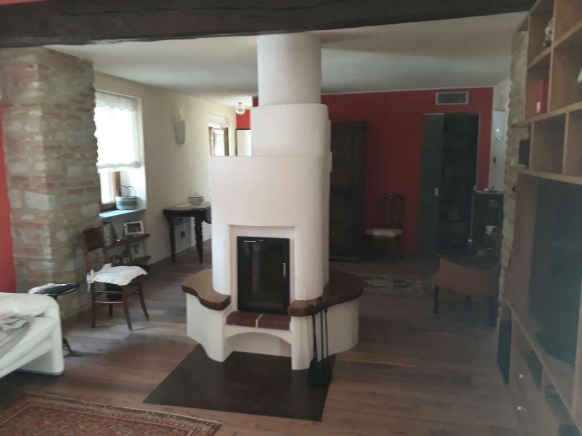 B&B La Corte Suites 萨利切温泉 外观 照片