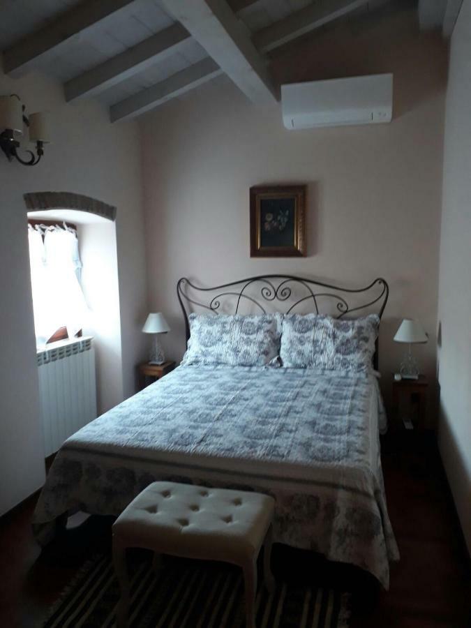 B&B La Corte Suites 萨利切温泉 外观 照片