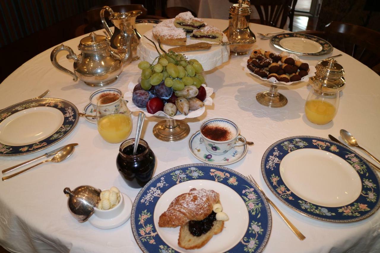 B&B La Corte Suites 萨利切温泉 外观 照片