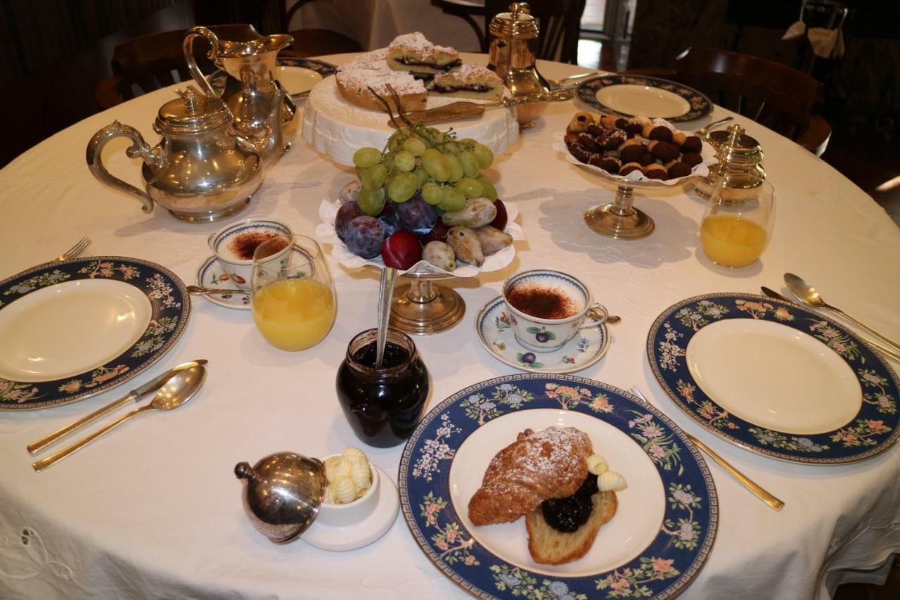 B&B La Corte Suites 萨利切温泉 外观 照片